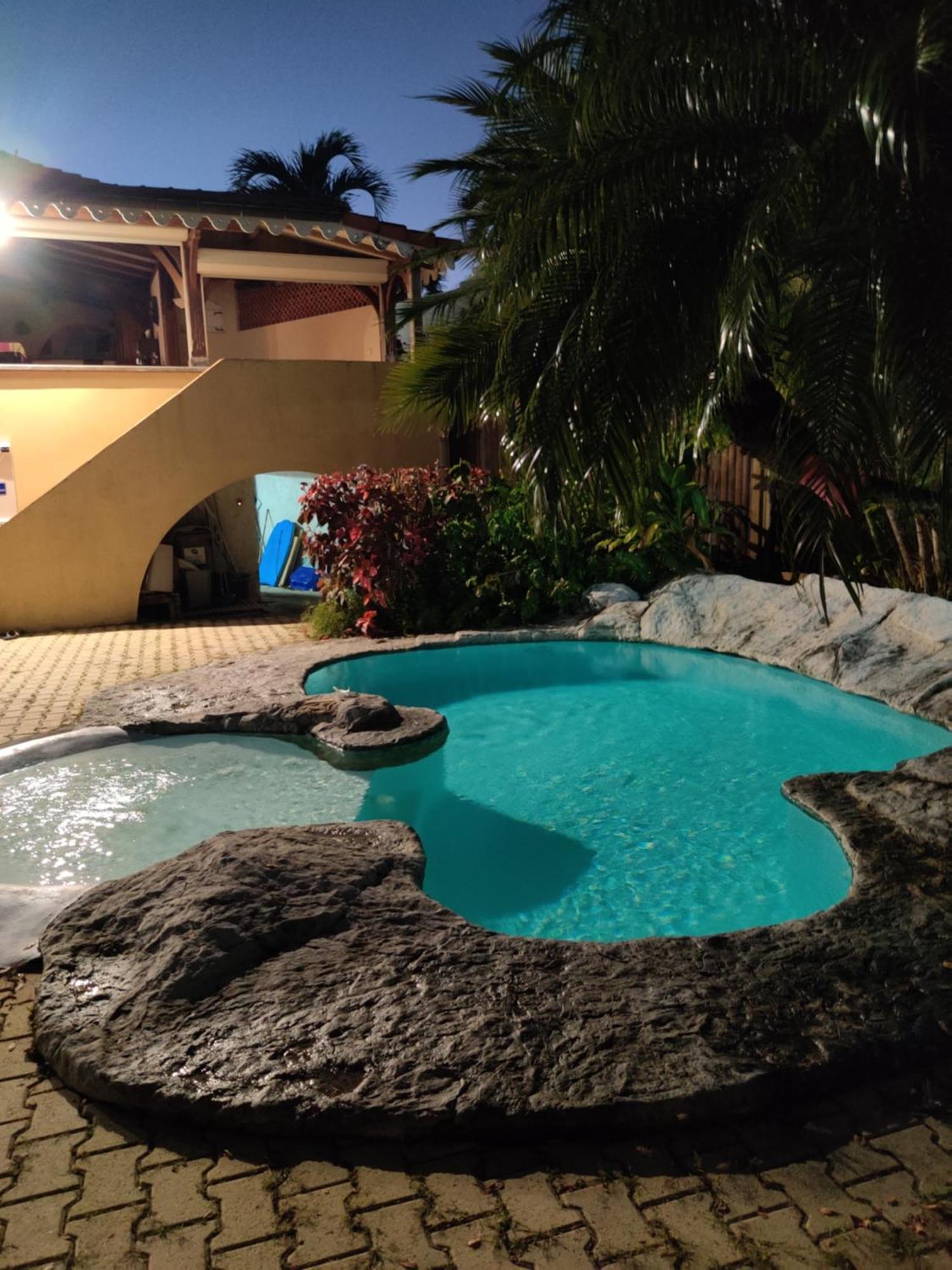 45 Villa La Cherry Bord De Mer Ле Диамант Екстериор снимка